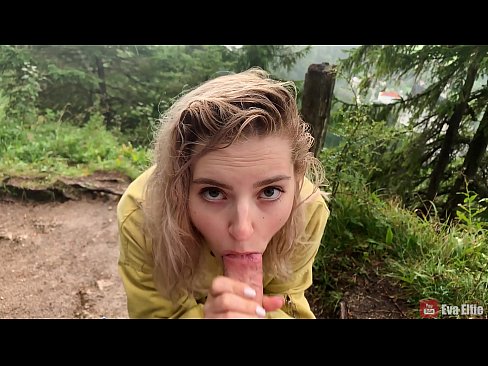 ❤️ Mädchen schluckt Sperma nach einem öffentlichen Blowjob - Eva Elfi ❌ Hard porn bei uns ﹏